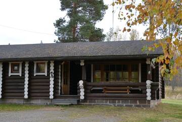 Фото номера Коттедж - Isokarhu Шале Lomakeskus Revontuli Cottages г. Ханкасалми 10