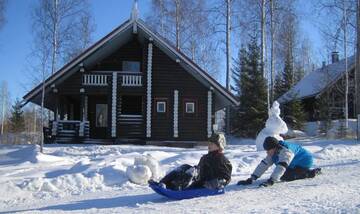 Фото номера Коттедж - Revontulimökki Шале Lomakeskus Revontuli Cottages г. Ханкасалми 8